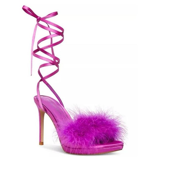 Steve Madden Shoes - Excitee Tie-Up Feather Dress Sandals
Brand New Unused
Size 8.5
By Steve Madden